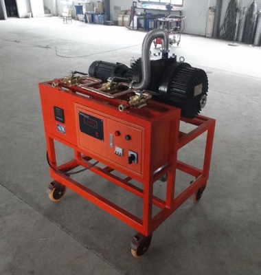 不可燃，以及良好的絕緣特性，